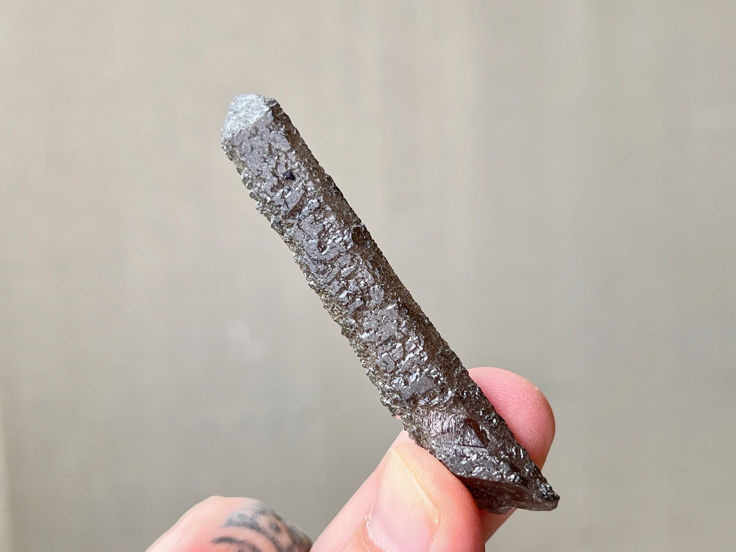 Smoky Quartz with Unique Textures, Growth Interference and Hydrothermal ...