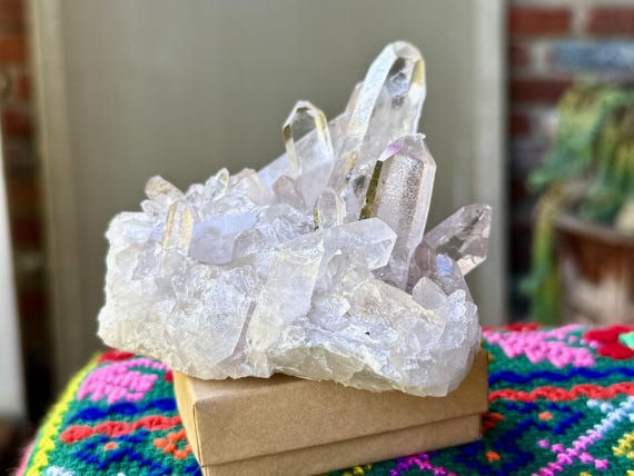 Starbrary Quartz Cluster, Self-Standing, 329g, Quartz with Star Markings, Corinto, Minas Gerais, Brazil V134