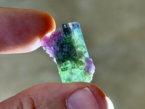 Green Tourmaline with Lepidolite, Blue Cap, Aricanga Mine, 6.7g, São Jose da Safirá, Minas Gerais, Brazil B438