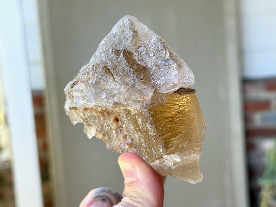 Elestial Citrine, Natural Honey Color & Hydrothermally Etched, 289g, Manifestation and Creativity, Aracuai, Minas Gerais, Brazil V083