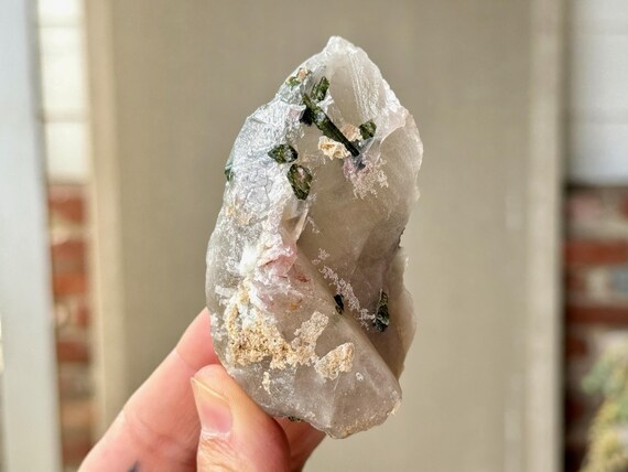 Green Tourmaline Quartz, 174g, New Find, Crystal for Heart Chakra Healing, São José da Safira, Minas Gerais, Brazil X785