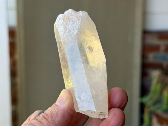 White Halloysite Quartz, Etched Termination, 150g, Old Find, Angel Phantom Quartz, Crown Chakra, Boyaca, Colombia B034
