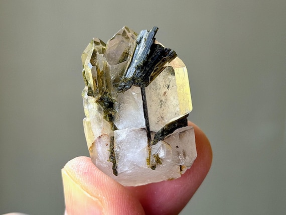 Green Epidote Quartz, Water Clear, 21g, New Find, Spiritual Growth, Interdimensional Contact, Minas Gerais, Brazil B043