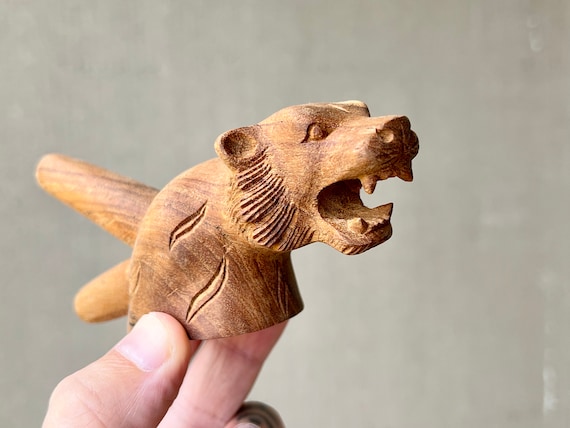Kuripe, Solid Wood Lion Kuripe, Single Block, Hand Carved Shamanic Self-Applicator Pipe