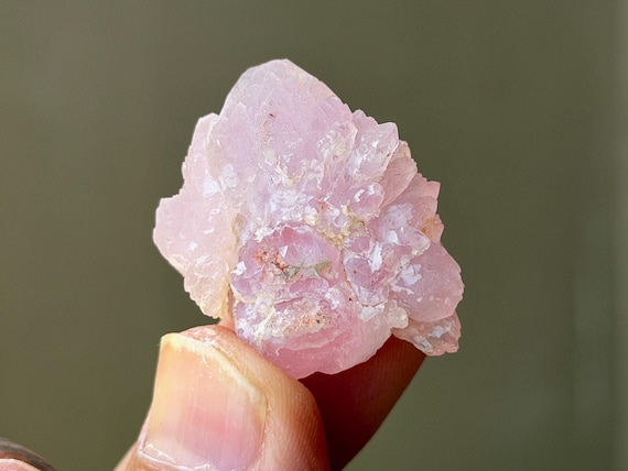 Canga Rose Quartz, Natural Crystallized Formation, 15g, Heart Chakra, Love and Sensuality, Taquaral, Brazil A889