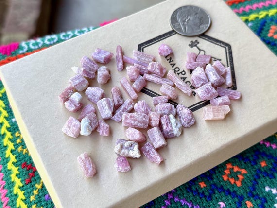 Pink Tourmaline Lot, 50 pcs, Small Tourmaline Chips, Heart Chakra, Jewelry or Crystal Grid, Aracuai, Minas Gerais, Brazil A685