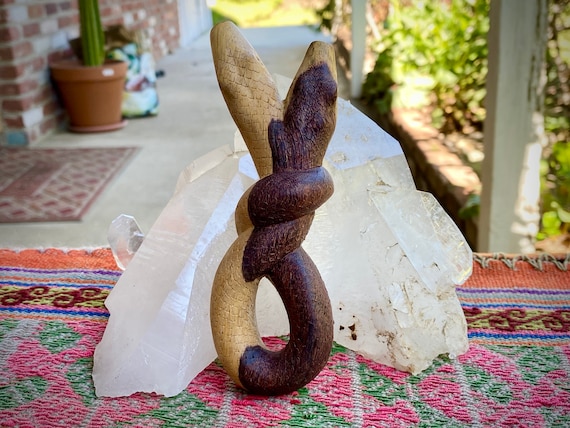 Kuripe - Infinity Serpent, Traditional Shamanic Applicator Pipe, Handmade from Solid Tamarind Wood