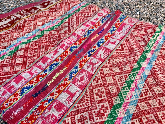 Vintage Mestana, 26" x 35", Shamanic Manta Cloth for Plant Medicine Ceremony, Patakancha, Ollantaytambo, Peru