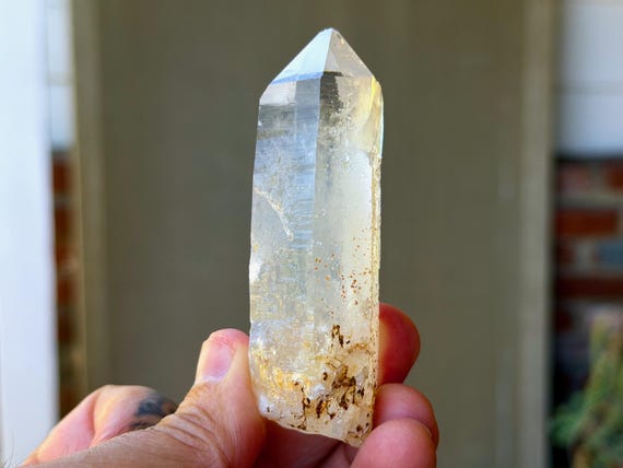 Blue Smoke Quartz, Water Clear with Phantom Mist Inclusions, 112g, La Belleza Mine, Santander, Colombia B206