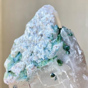 Green Tourmaline Quartz with Lepidolite, Aricanga Mine, 1.1 Kilo, New Find, São Jose da Safira, Minas Gerais, Brazil X363