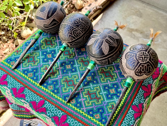 Shipibo Rattle, Traditional Shaman Rattle for Plant Medicine Ceremony, Handmade in Pucallpa, Peru