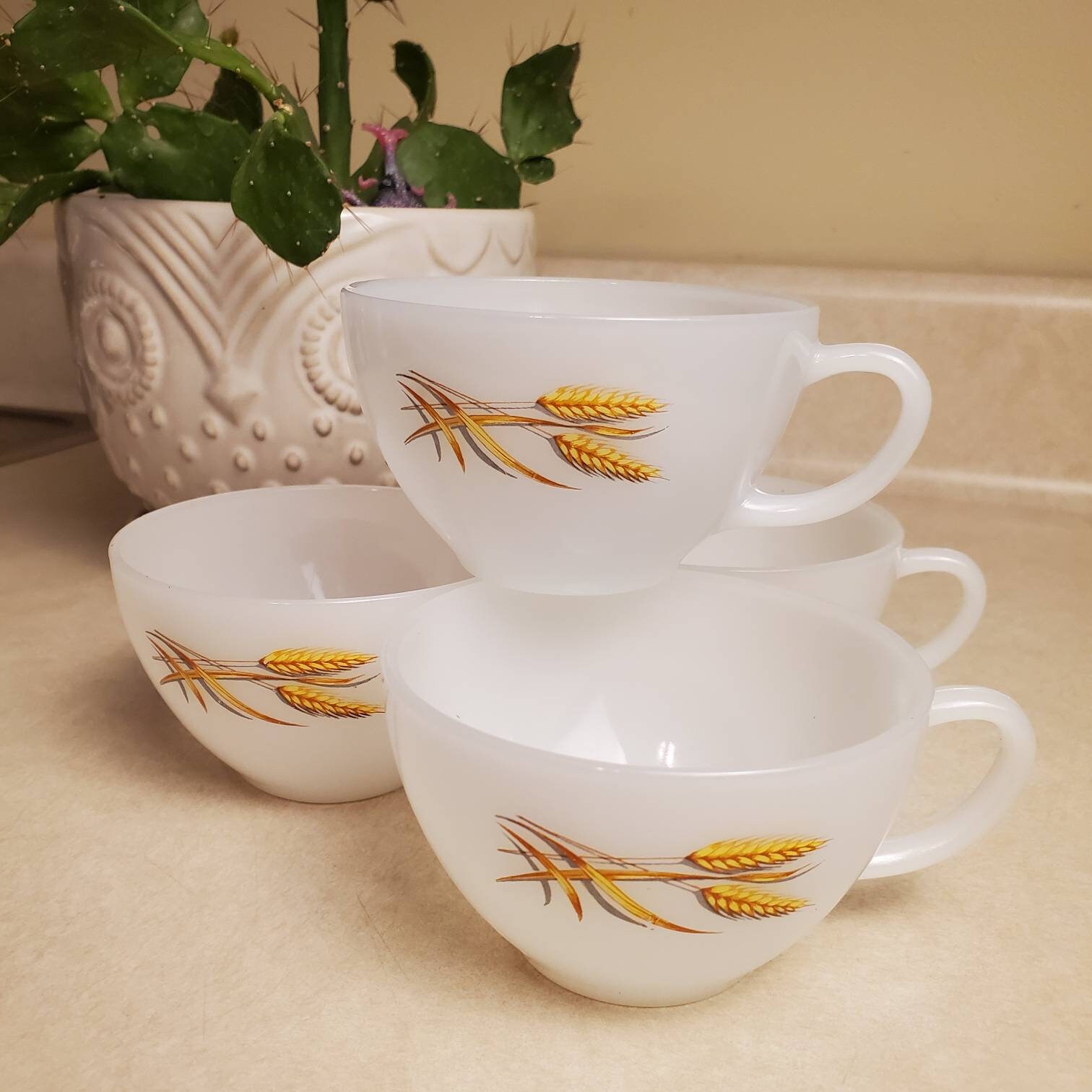 Vintage Set of 4 Anchor Hocking Fire King Wheat Pattern Tea Etsy