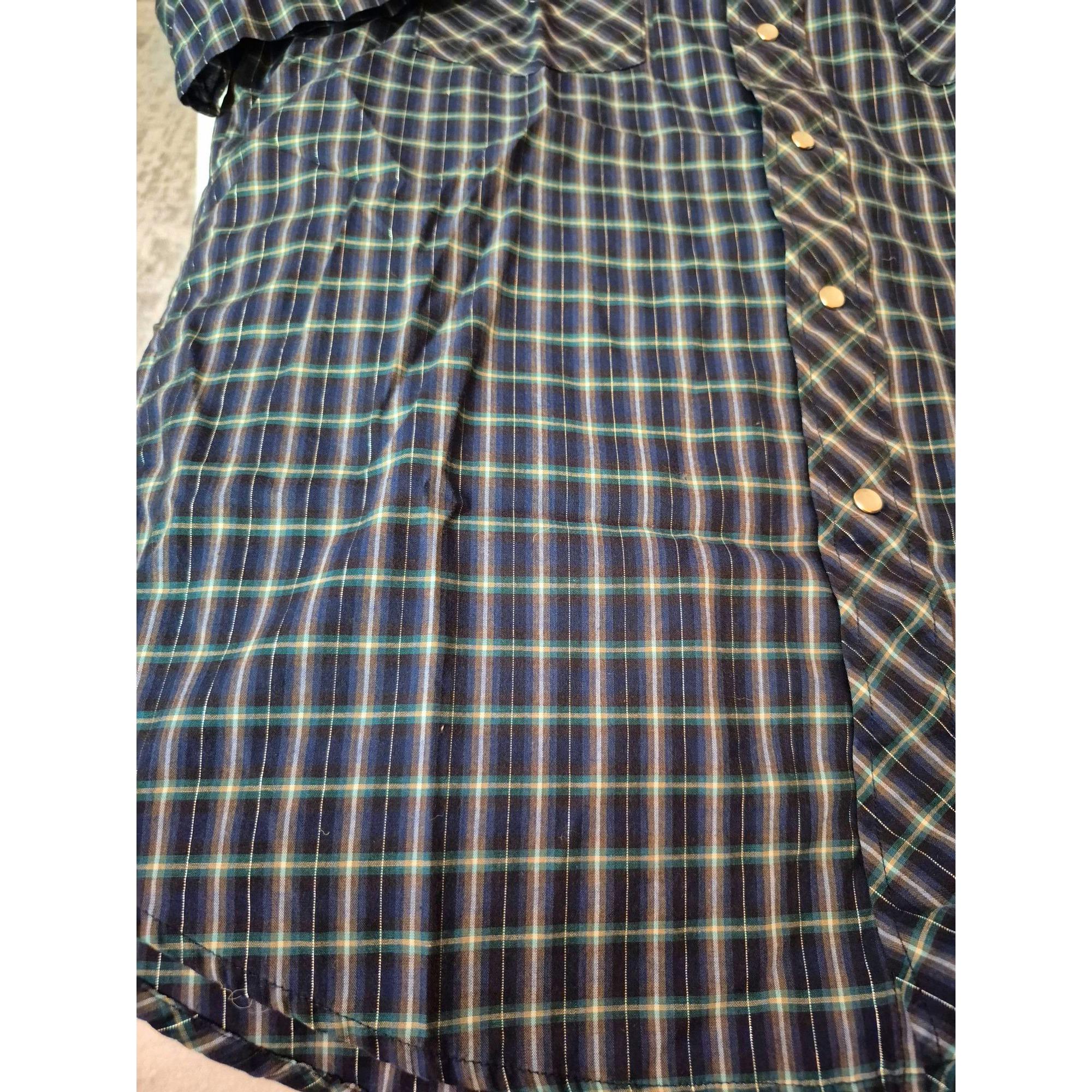 Ici, c'est mon coeur. homme Chemise à carreaux sur ranch. et de l'ouest