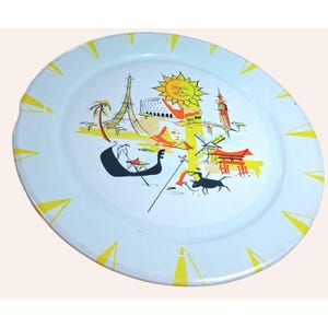 Bandeja grande vintage de metal para servir, com ilustrações temáticas de viagem e detalhes em amarelo, 48 cm (19")