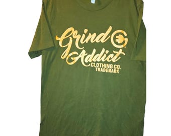 Grind Addict Clothing Co. T-shirt unisexe grand vert armée