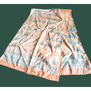 Vintage beige zijden sjaal met retro Car VW Bug-patroon