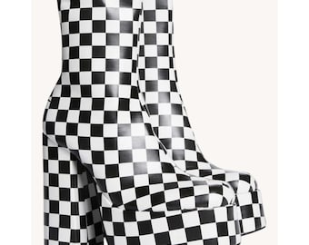 Womens 9 Black/White Checkered Platform Go-Go Boots With Side Zipper Chunky Heel Brand New Condition