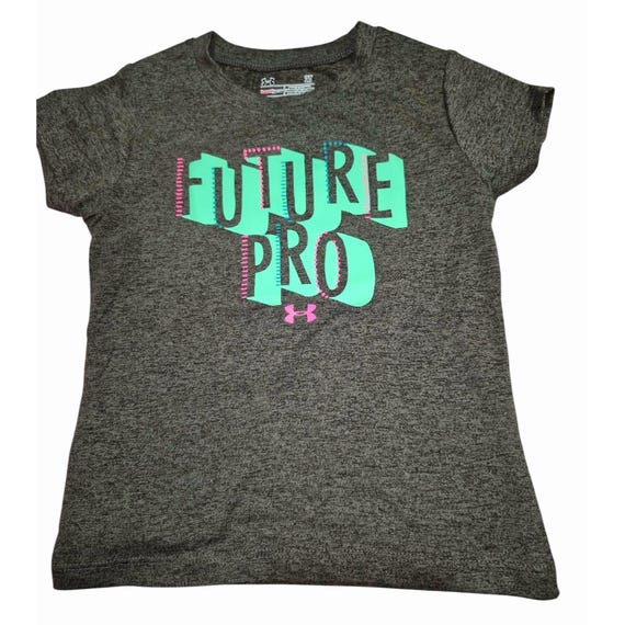 Under Armour Girls 4-Piece Set: Graphic Tees Red Gray  Multicolor Leggings  Nike Dri-Fit Blue/Pink Shorts For 2-3 Yrs View 3