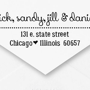 Selbst Farbwerk Adresse Stempel, Familie Adresse Stempel, Housewarminggeschenk, Dankeschön-Karten, Nachname, Kindernamen, süßen Spaß kursive Schrift