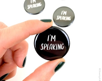 Feministische Flair Pin | Girl Power Flair Pin | Einzigartiger Flair Pin | Starke Frau Flair Pin | Ich spreche Flair Pin