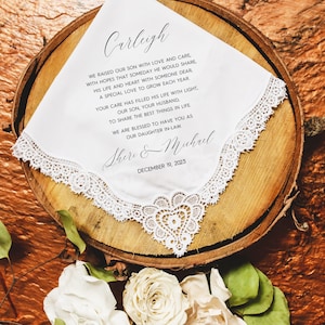Regalo de boda para la nuera de parte de la suegra, pañuelo de boda personalizado, regalo para la nuera el día de la boda de parte de los suegros.