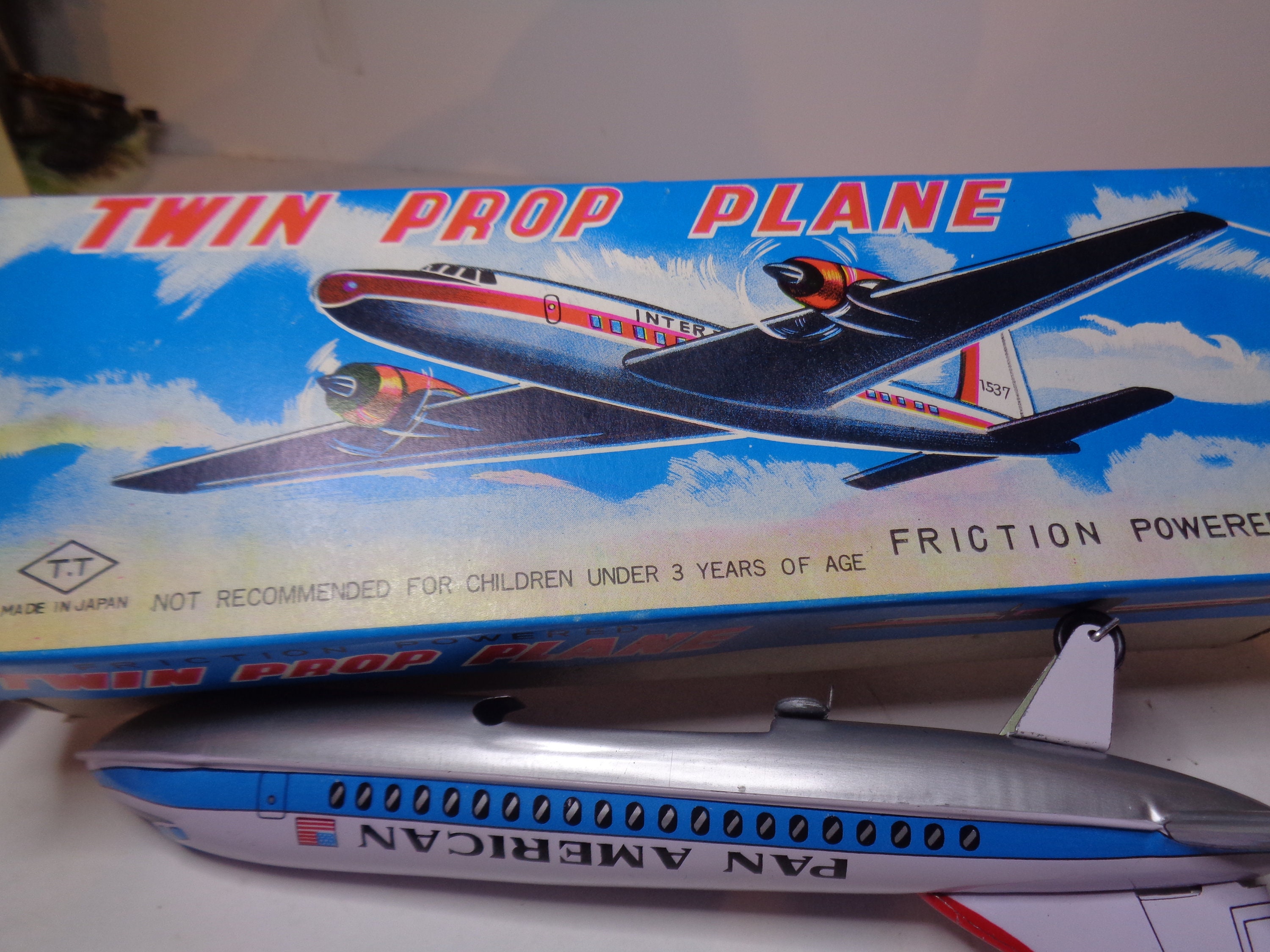1988 ANCIEN JOUET Avion Lumineux Sonore Jumbo Jet EUR 10,00 - FR