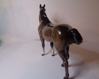 ベスウィック（Beswick）　ベスウィックホース スウィッシュテール Beswick Horse Swish Tail First Version Gloss Brown No 1182 - Etsy
