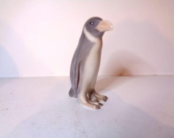 Royal Copenhagen Porcelain Figurine of 3 PENGUINS #1284 - Etsy