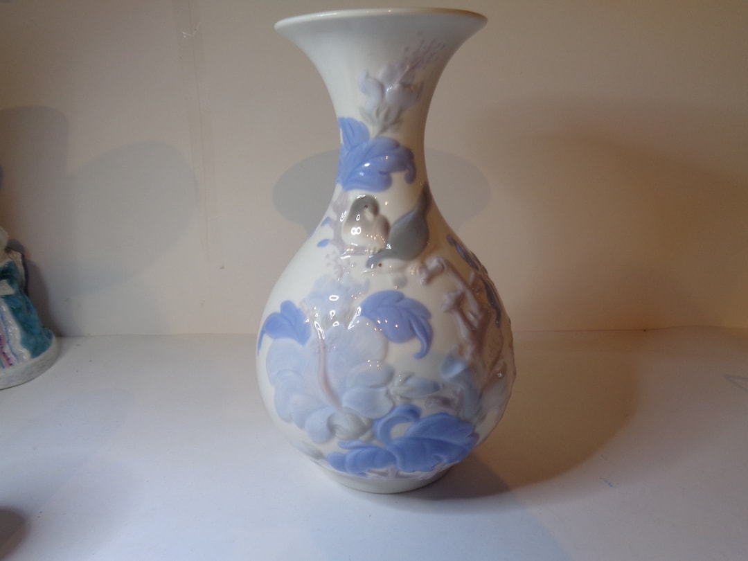 Lladro flower Vase With Sparrows white 4691.3 Etsy
