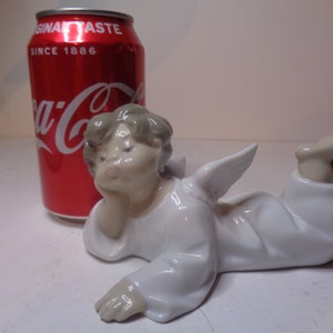 LLadro Angel Reclining number 4541 Issued 1969