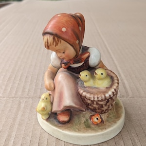 Goebel Germany &quot;Chick Girl&quot; Little Girl with chicks and basket 1948