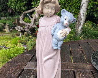 Large (12.75 inches tall) NAO by Lladro Girl with her Teddy