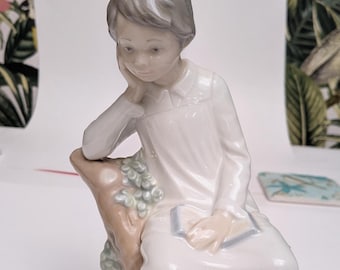 Vintage Lladro Little Boy Thinking Nee 4876 1974-1993 Geen onvolkomenheden