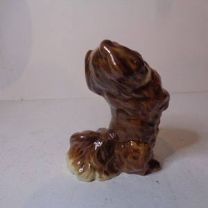 Beswick Pekinese Begging by Arthur Gredington no 1059 introduced in 1946 image 4