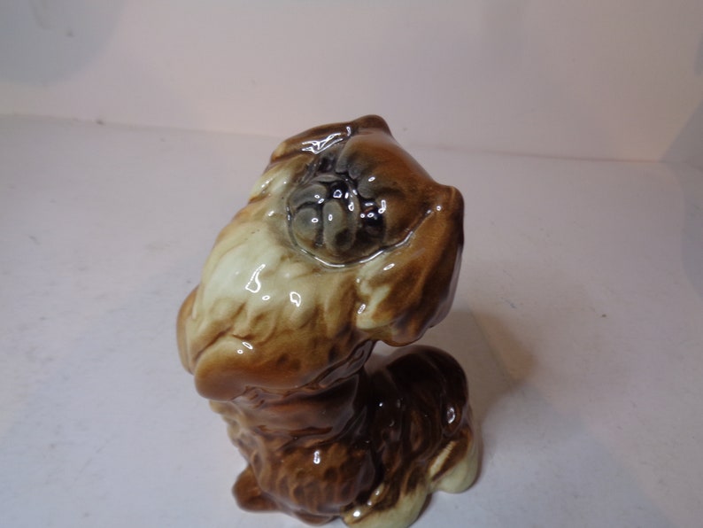 Beswick Pekinese Begging by Arthur Gredington no 1059 introduced in 1946 image 8