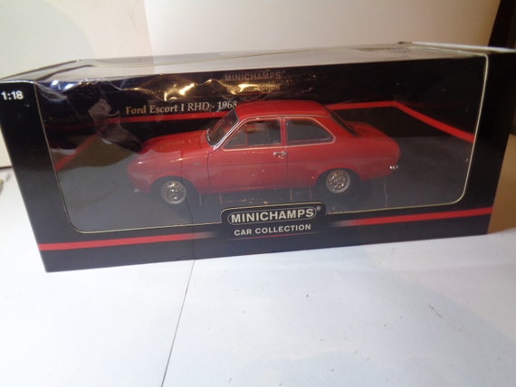 ミニチャンプス 1/18 FORD ESCORT フォード エスコート 1:18 UT Models Ford Escort RS Cosworth blue, red, white | eBay