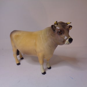 Beswick Jersey Bull Ch. &quot;DUNSLEY COY BOY&quot; No1422