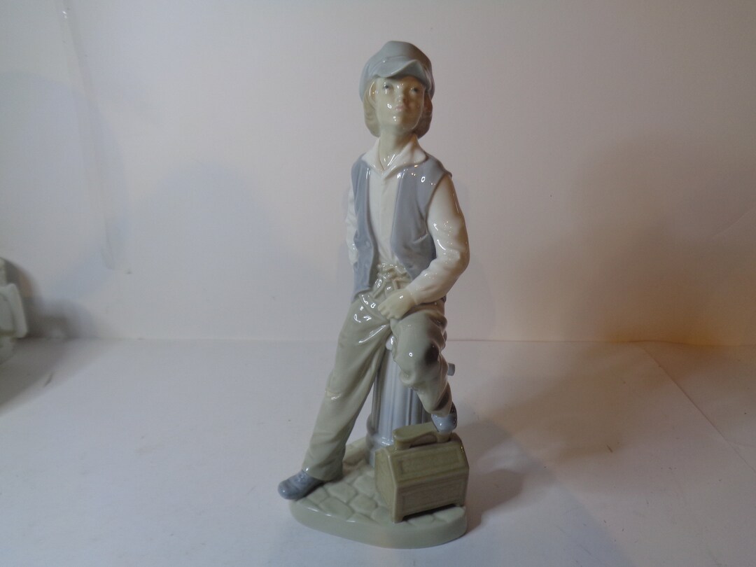 リヤドロ サッカー少年 フィギュア 置き物 リヤドロ サッカー少年 フィギュア 置き物