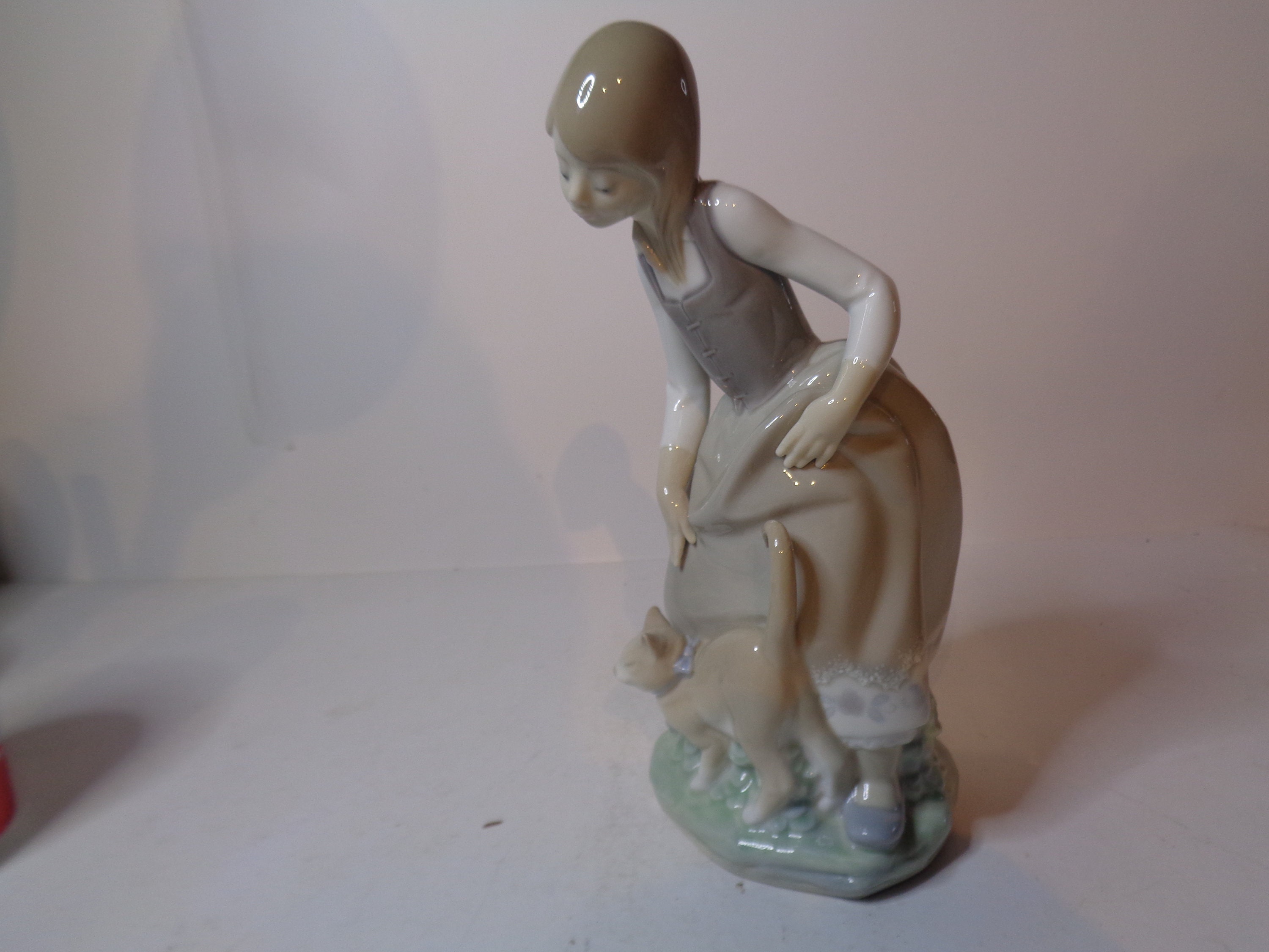 Lladro Little Girl With Cat Number 1187 Issued 1972 Etsy