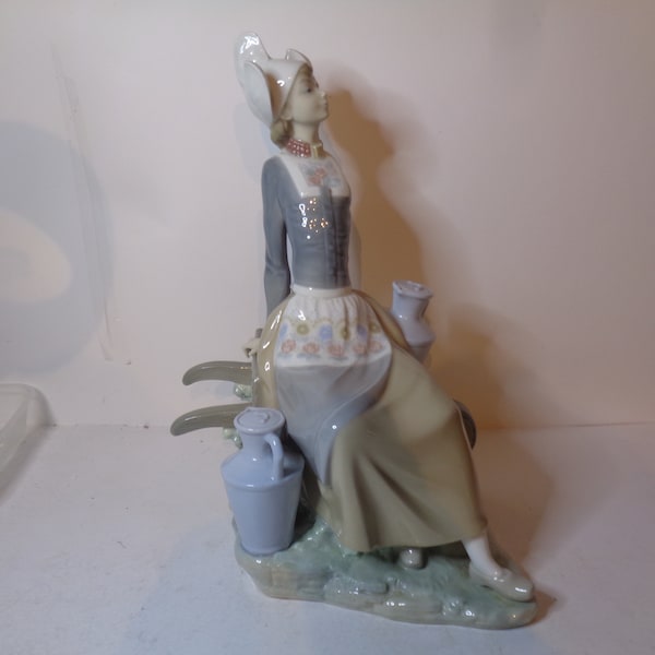 LLadro Milkmaid with Wheelbarrow No 4979 Issued 1977