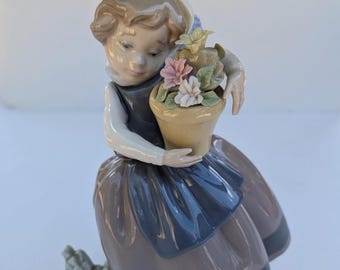LLadro Spring is Here number 5223 Issued 1984