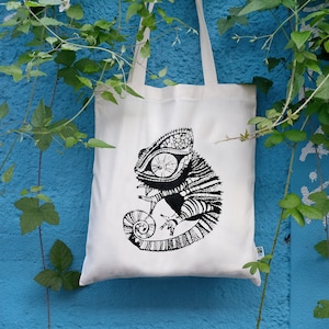 Jutebeutel Chamäleon – handbedruckte Stofftasche Echse Reptil, Siebdruck, Schwarz auf Natur, Bio-Baumwolle Fairtrade, Geschenk Tierliebhaber