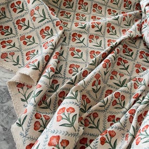 Prestigious Textiles Chatsvalent Poppy Fabric: Baumwoll-Leinen-Mischgewebe