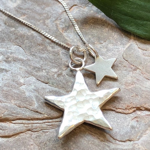 •NYX• labradorite + stars + silver necklace (18