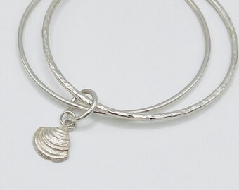 Handmade double silver shell bangle.