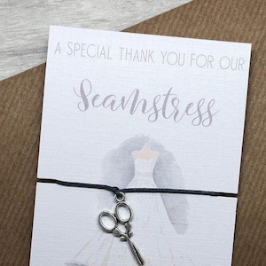 Presente de costureira de casamento, ideias de presentes para costureiras de vestidos de noiva, presente de costureira, cartão de agradecimento de casamento, presente de agradecimento para costureira
