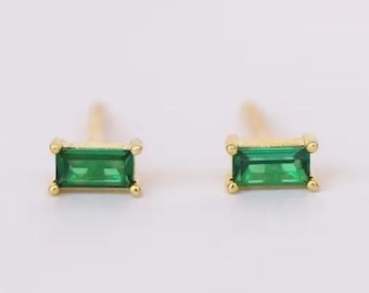 Exclusive Emerald Baguette Studs | 18K Gold Finish