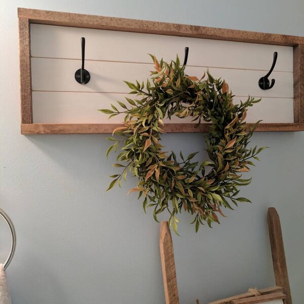 Rustic farmhouse inspired shiplap 3 hook sign (light assembly required)