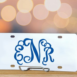 Personalisiertes Monogramm Laser cut Edelstahl Nummernschild - CustomPlatesandHitch.com