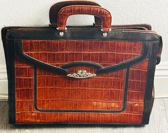 Unisex Brighton Vintage Brown Croc Attache Briefcase - good condition!